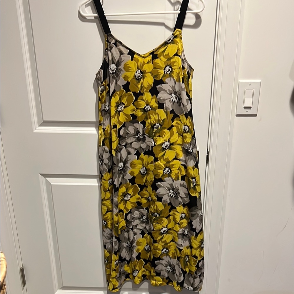 Who What Wear Vibrant Yellow and Black Floral Slip Dress